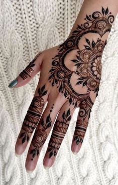 back hand arabic mehndi design