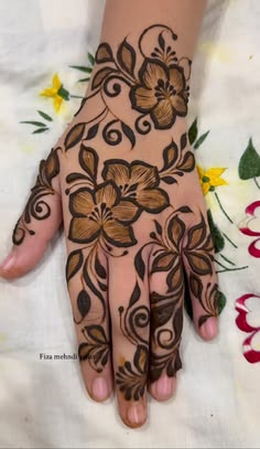 back hand arabic mehndi design
