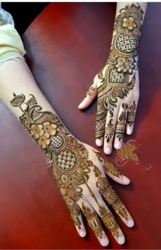 back hand arabic mehndi design