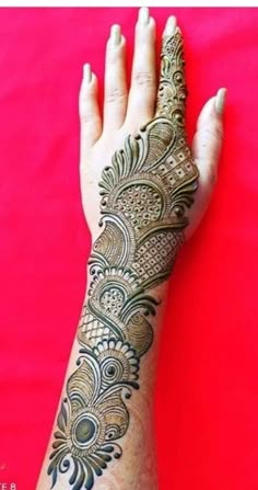 back hand arabic mehndi design