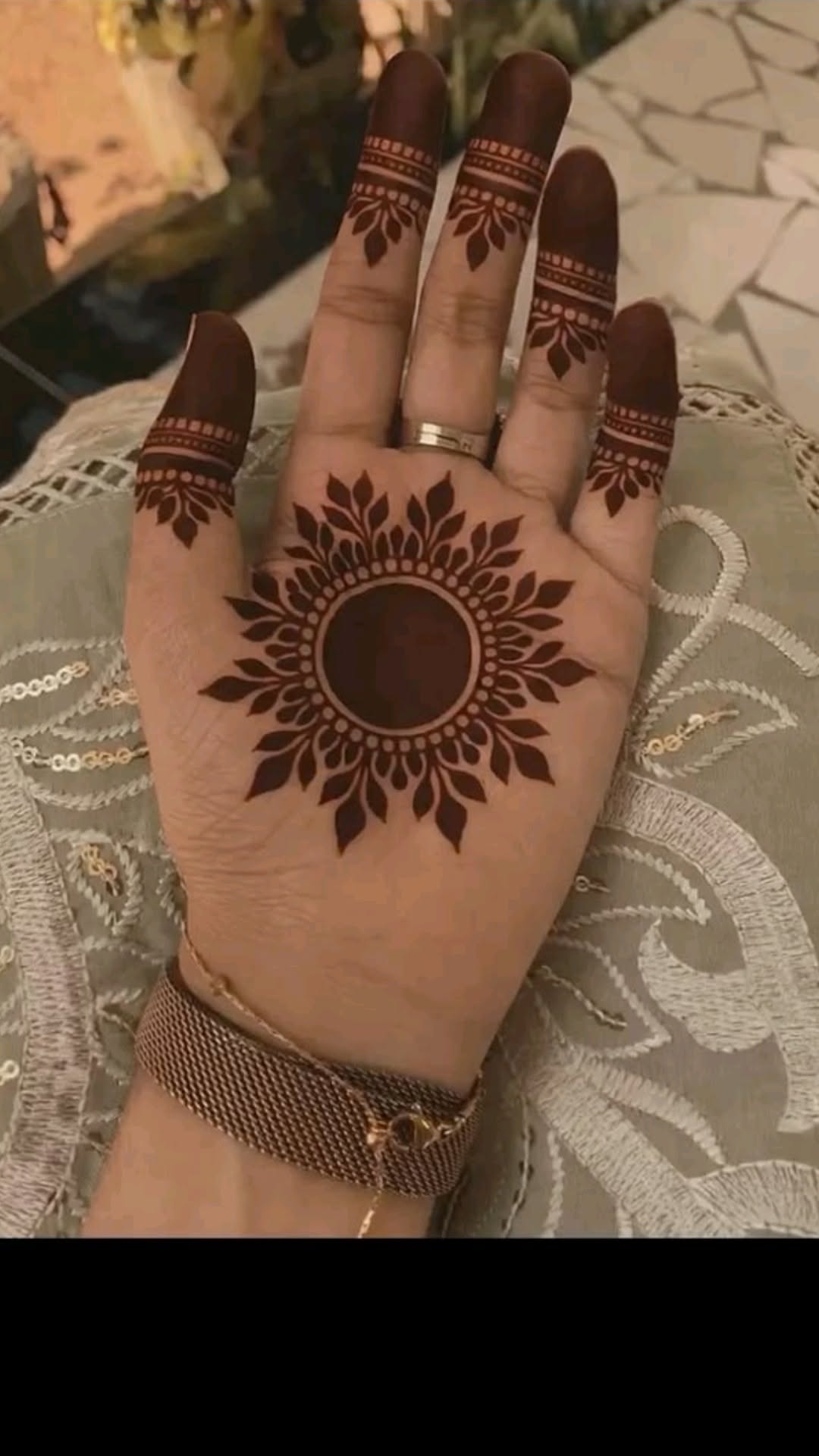 easy arabic mehndi design front hand simple and beautiful