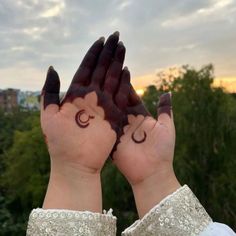 moon mehndi design front hand