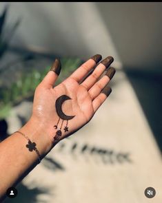 moon mehndi design front hand
