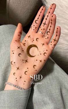 moon mehndi design front hand
