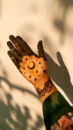 moon mehndi design front hand