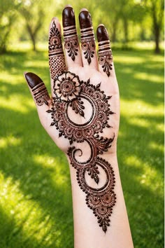 simple arabic mehndi design