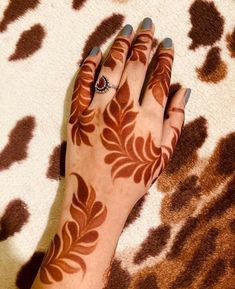 simple arabic mehndi design
