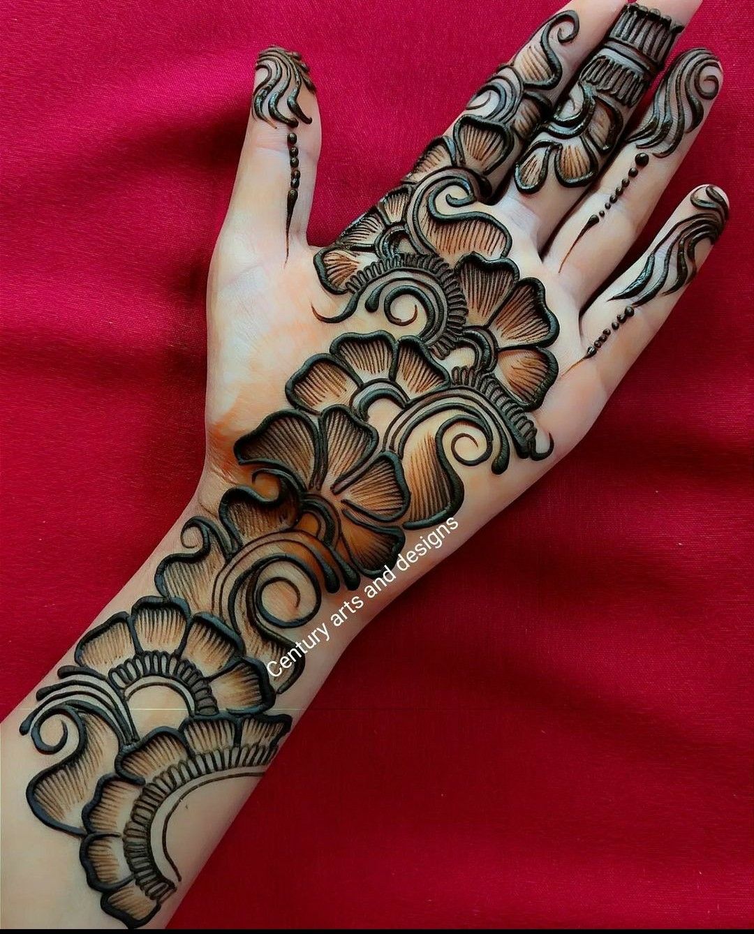 simple arabic mehndi design
