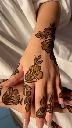 simple arabic mehndi design