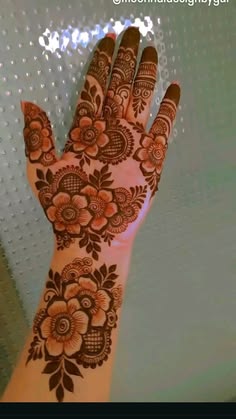 simple arabic mehndi design