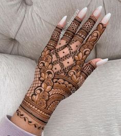 stylish teej mehndi designs