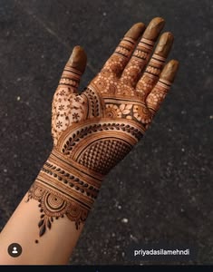 stylish teej mehndi designs
