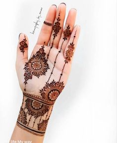 stylish teej mehndi designs