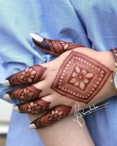 stylish teej mehndi designs
