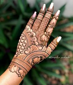 stylish teej mehndi designs