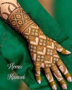 stylish teej mehndi designs