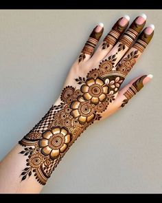 stylish teej mehndi designs
