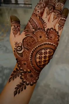 stylish teej mehndi designs