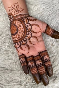 stylish teej mehndi designs