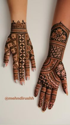 stylish teej mehndi designs
